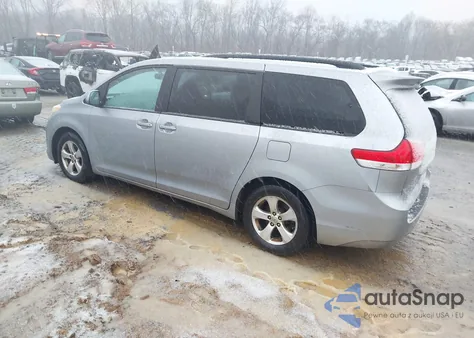 2013 Toyota Sienna Le V6 8 Passenger из США, поврежденный, VIN 5TDKK3DC8DS361049